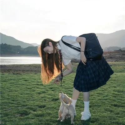 十月的日子里